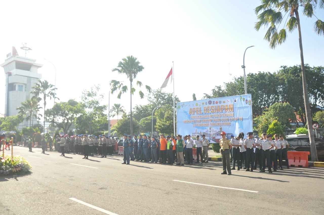 Gelar Apel Siaga, KSOP Utama Tanjung Perak Pastikan Keamanan Arus Mudik Lebaran 1447 H
