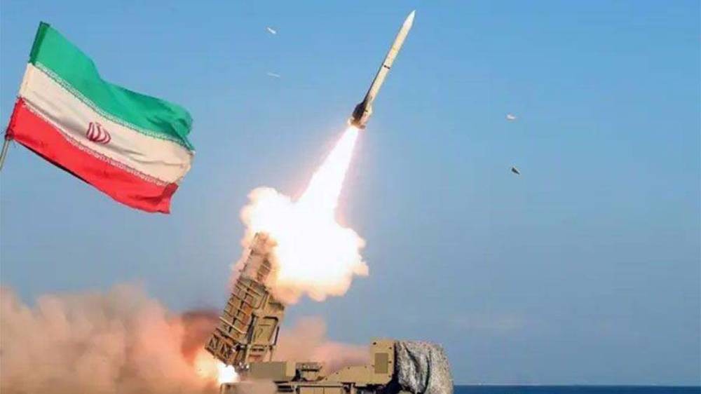 Iran Gempur 6 Kapal Militer AS, Puluhan Tentara Dikabarkan Tewas