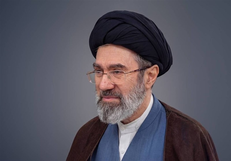 Hormati Para Martir Perang, Ayatollah Motjaba Imbau Warga Iran Tanam Bibit Pohon