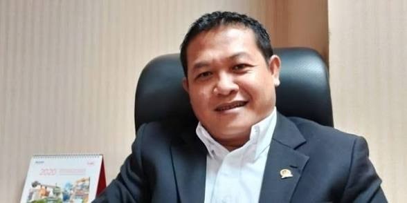 Jalur Ketapang-Gilimanuk Lumpuh, Anggota DPR RI Sonny T Danaparamita Kritik Tajam Manajemen Logistik Nasional