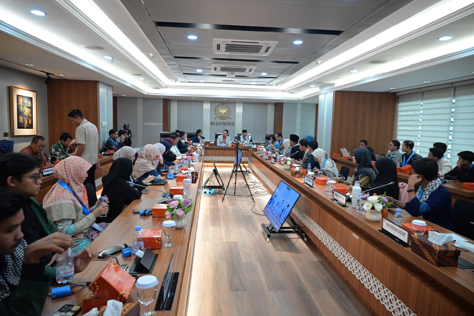 BKSAP DPR RI dan SMART 171 Hadirkan Pemuda Duduk Bersama Dubes Palestina