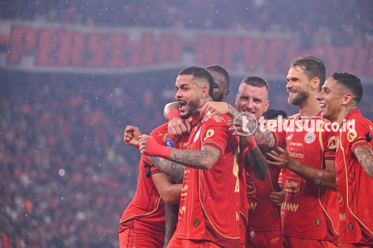 Foto: Laga Klasik, Persija Bungkam Persebaya 3-0 di GBK