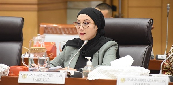 DPR Kritik Wacana War Tiket Haji, Tekankan Prioritas Layanan Jemaah