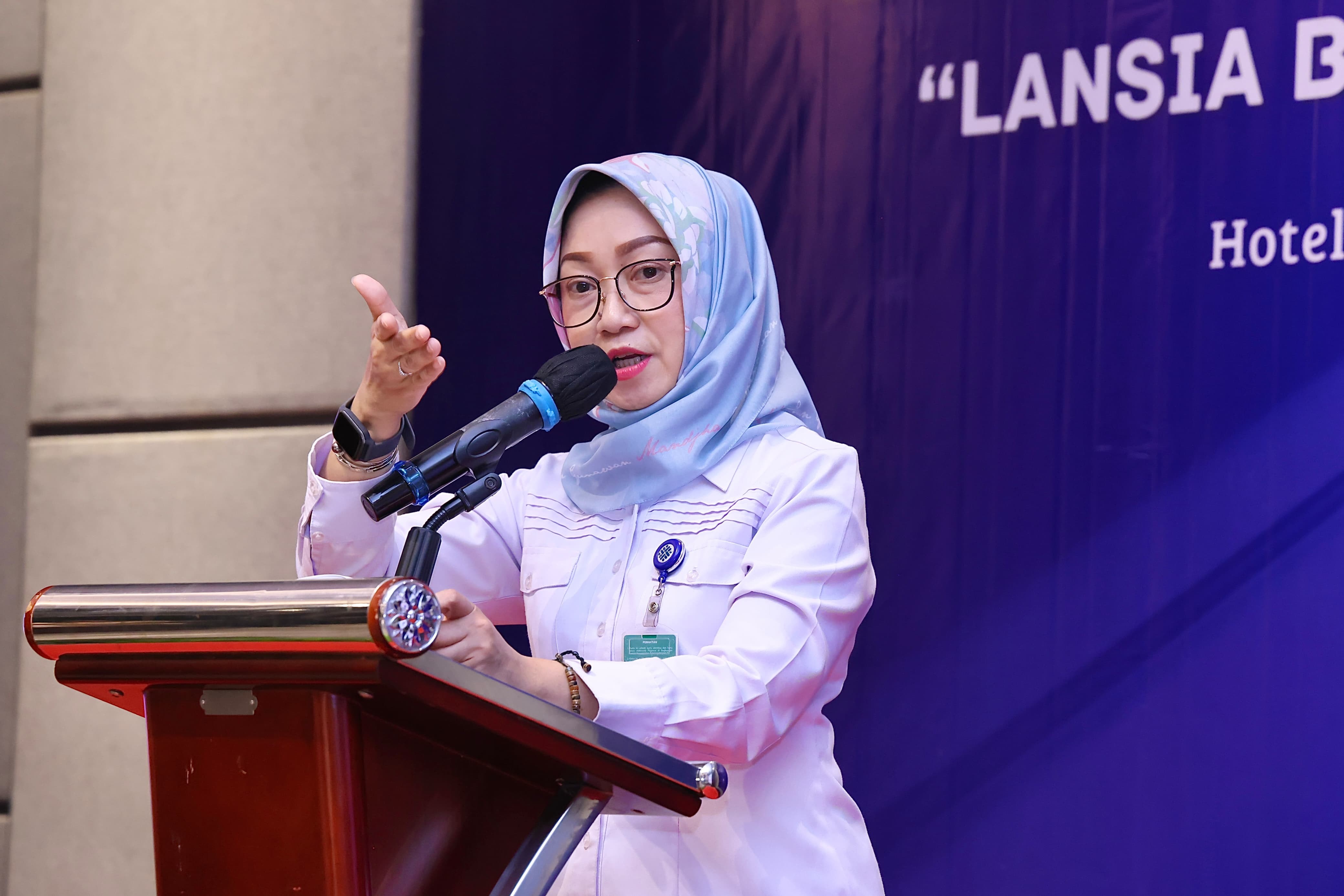 Penduduk Usia Lanjut Meningkat, Kemnaker Ajak Dunia Usaha Perluas Akses Kerja Lansia