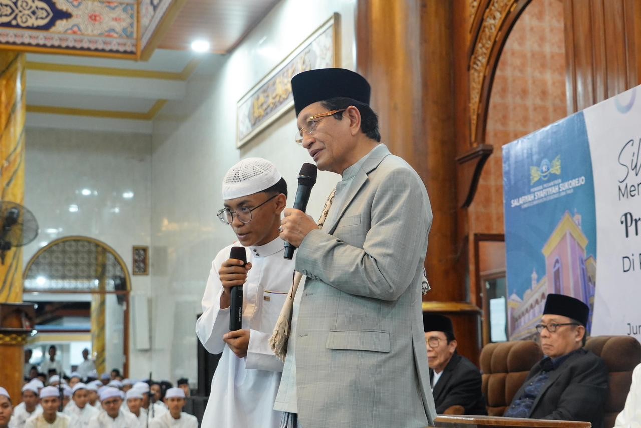 Menag Dua Hari di Jatim Tekankan Pembinaan Akhlak Generasi Bangsa