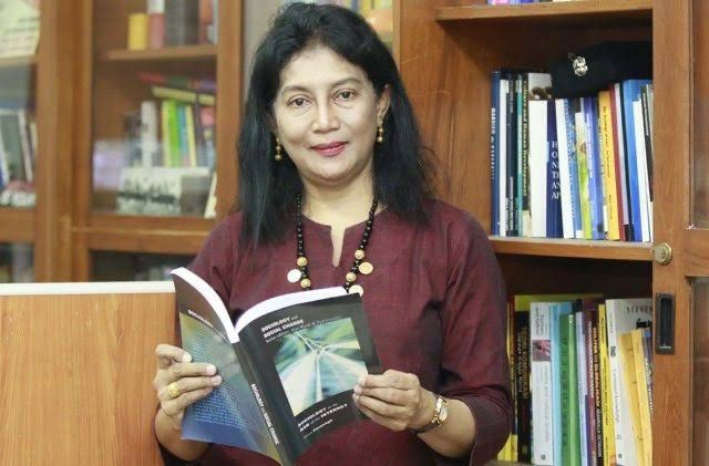 Guru Besar UNAIR Soroti Makna Kesetaraan di Hari Kartini: Keberdayaan dan Beban Ganda Perempuan