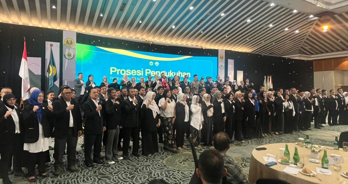 Resmi Dikukuhkan, Sugeng Suparwoto Resmi Jabat Ketua Umum PP IKA UNJ 2026-2030