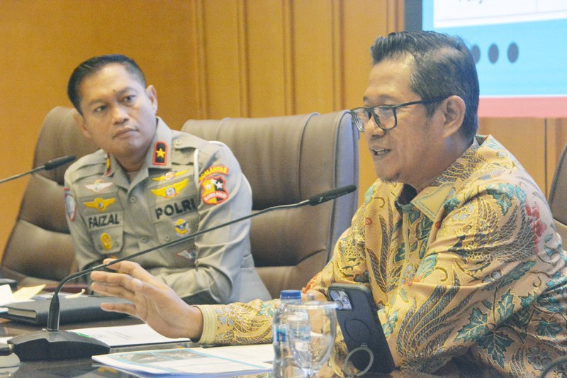 Forum Dialektika, yang bertajuk "Kecelakaan Kereta Bekasi Timur: Momentum Evaluasi Kebijakan Transportasi Nasional"