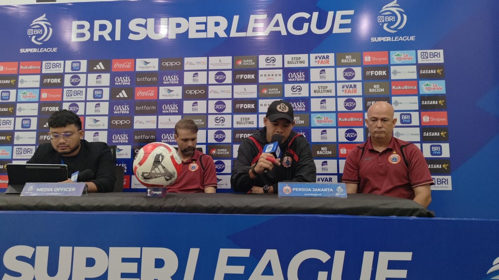 Jelang Tantang Persijap, Andritany Serukan Motivasi Sapu Bersih di Empat Laga Sisa Persija