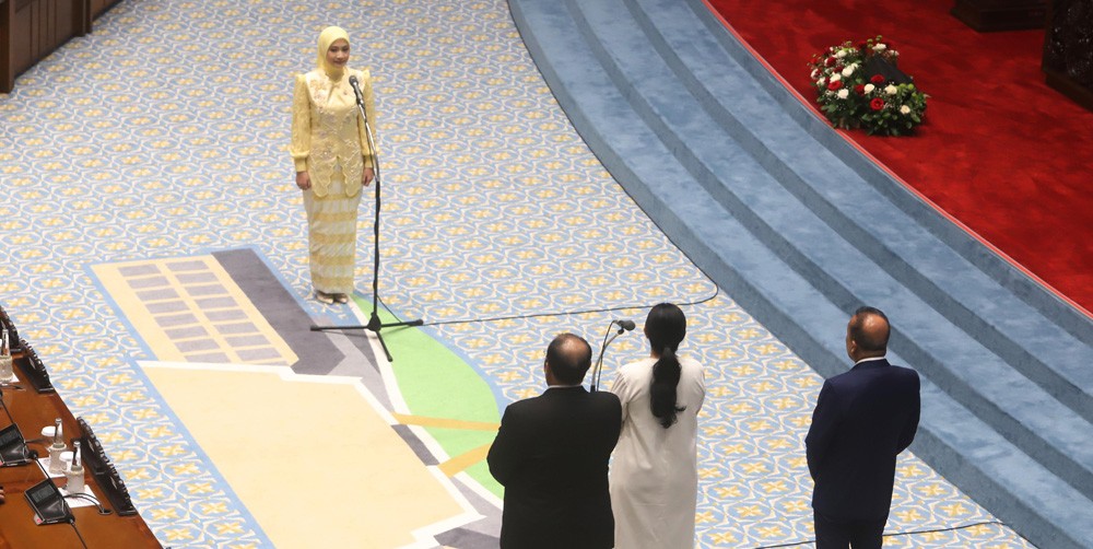 Adela Kanasya Adies Gantikan Adies Kadir Sebagai Anggota DPR Periode 2026–2029.