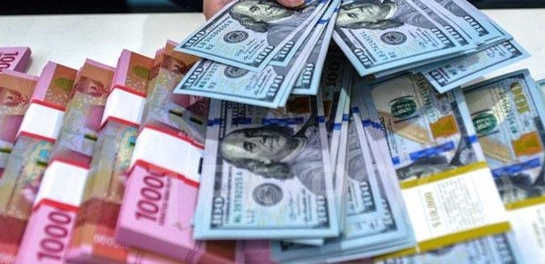 Rupiah Diprediksi Melemah 