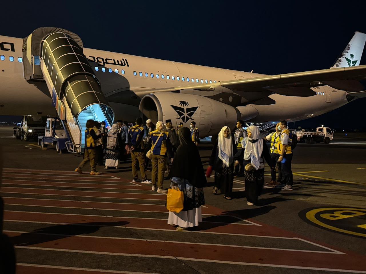 Kloter 1 Jamaah Haji 2026 Tiba di Bandara Juanda