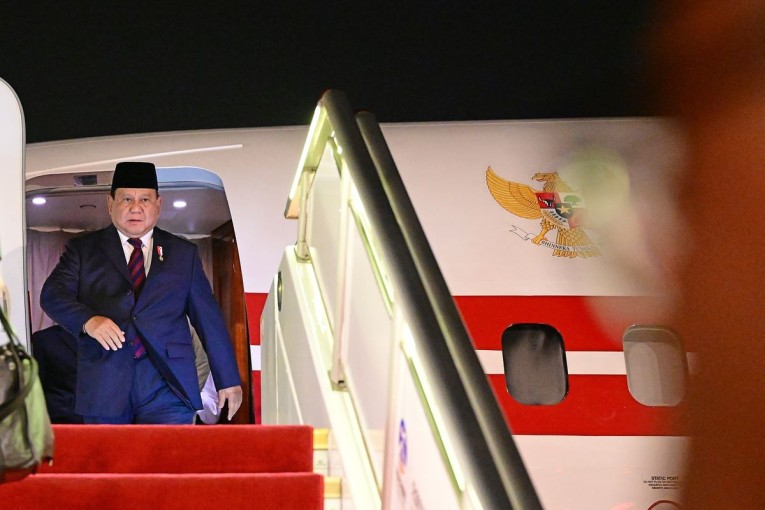 Intensitas Kunjungan Luar Negeri Prabowo Dinilai Ciptakan Beban Finansial Baru