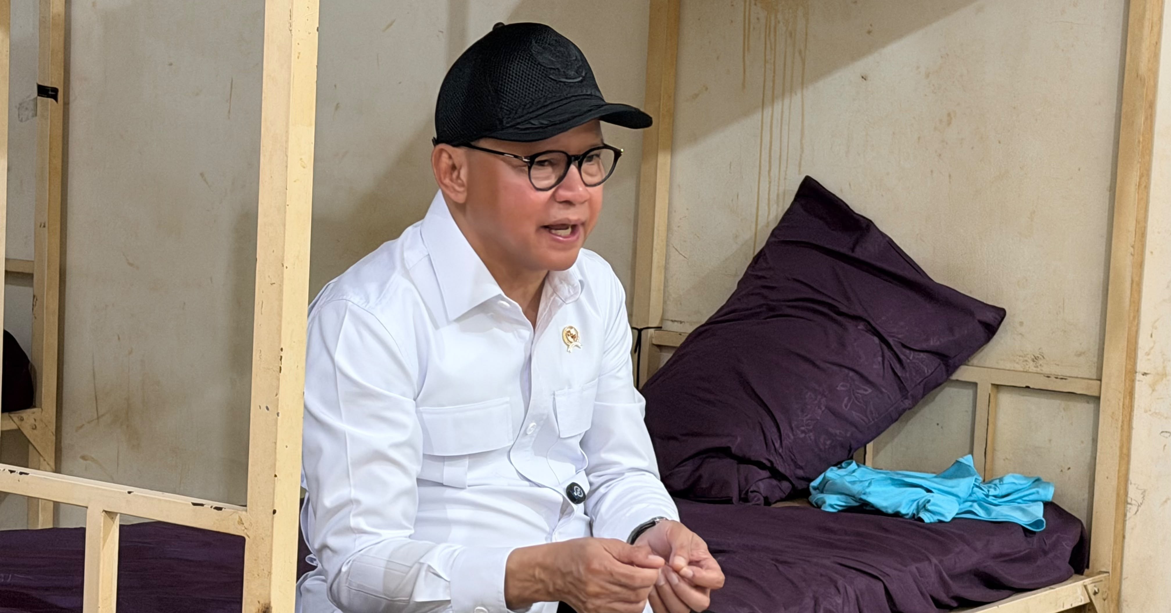Mukhtarudin Geram Temukan Pekerja Migran Ditipu Calo: Cari dan Pidanakan!