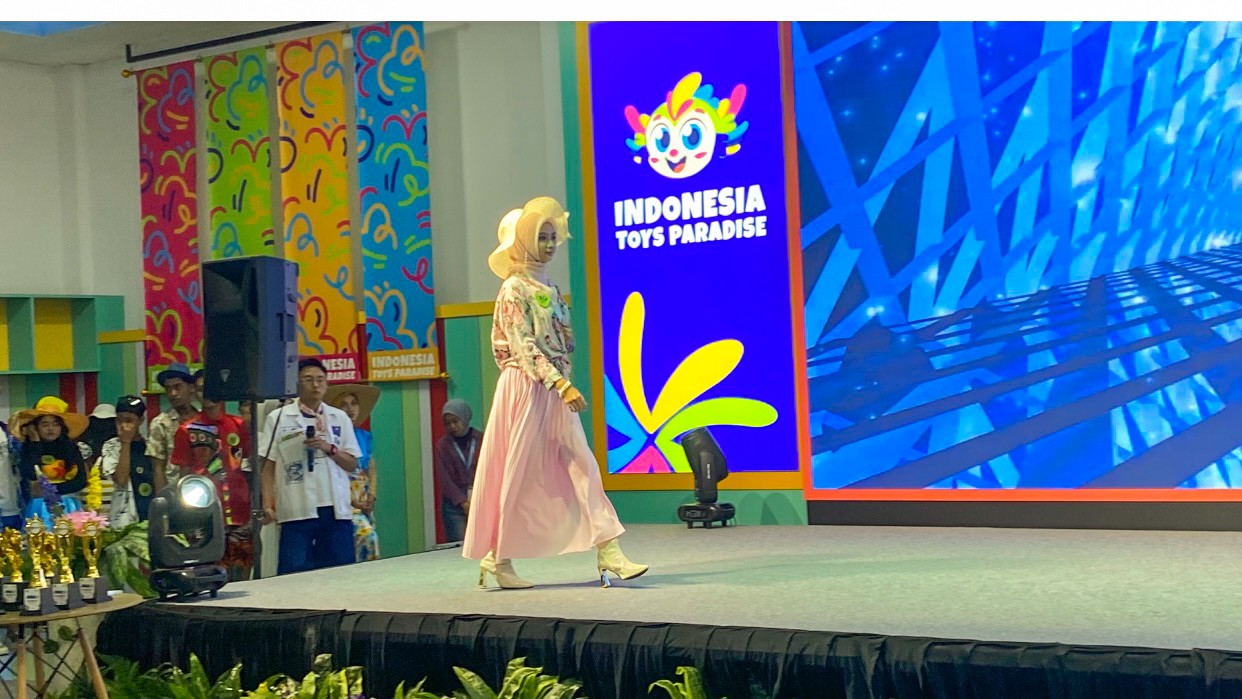 Festival Bermain Terbesar di Surabaya, Toy Fiesta Vol.2 Juga Hadirkan Runway Inklusif bagi ABK