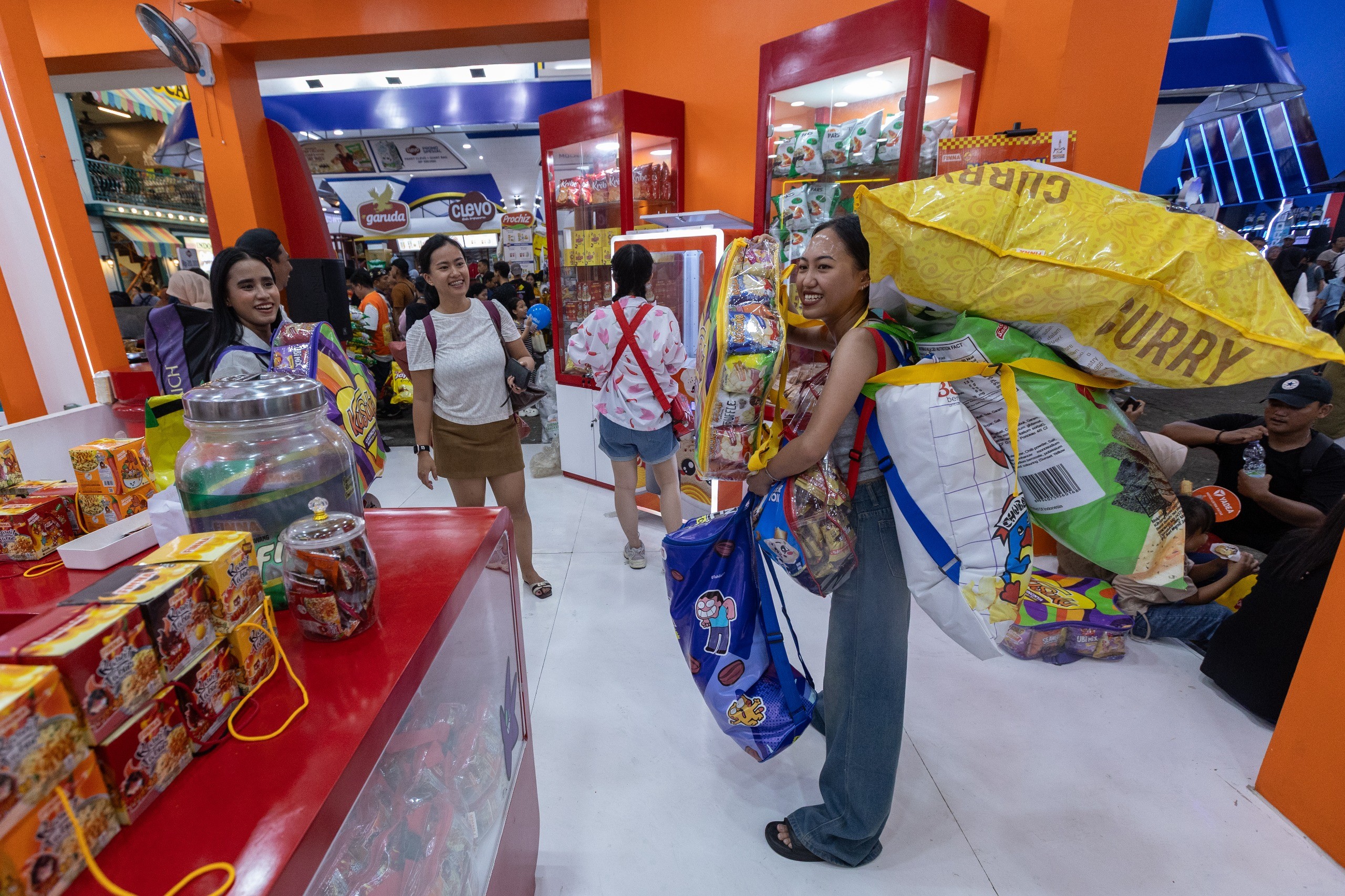 Jelang Penutupan Jakarta Fair 2026, Pengunjung Serbu Camilan hingga Peralatan Rumah Tangga
