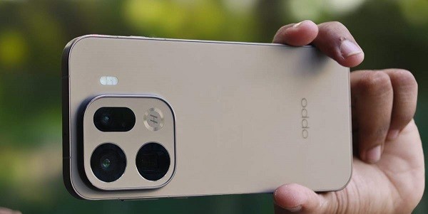 Bocoran Oppo Find X10 Pro Max Muncul, Siap Usung Tiga Kamera 200MP dan Layar LTPO 144Hz