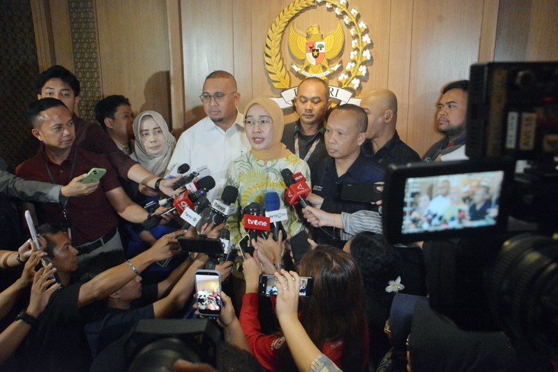 Serikat Buruh PT Pos Indonesia Mengadu Ke DPR Tuntut Gaji