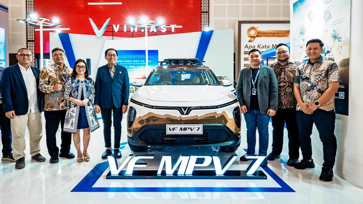 VinFast Hadirkan Ekosistem Mobilitas Hijau di GIIAS Surabaya 2026, Perkuat Kehadiran di Jatim