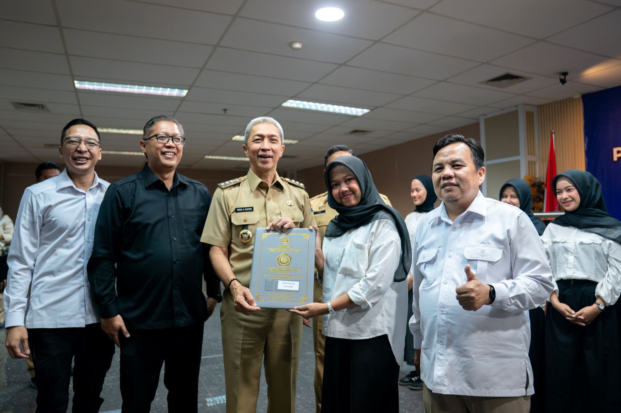 Pemkot dan DPRD Kota Bogor Kembali Gelar Program Tebus Ijazah untuk 988 Siswa