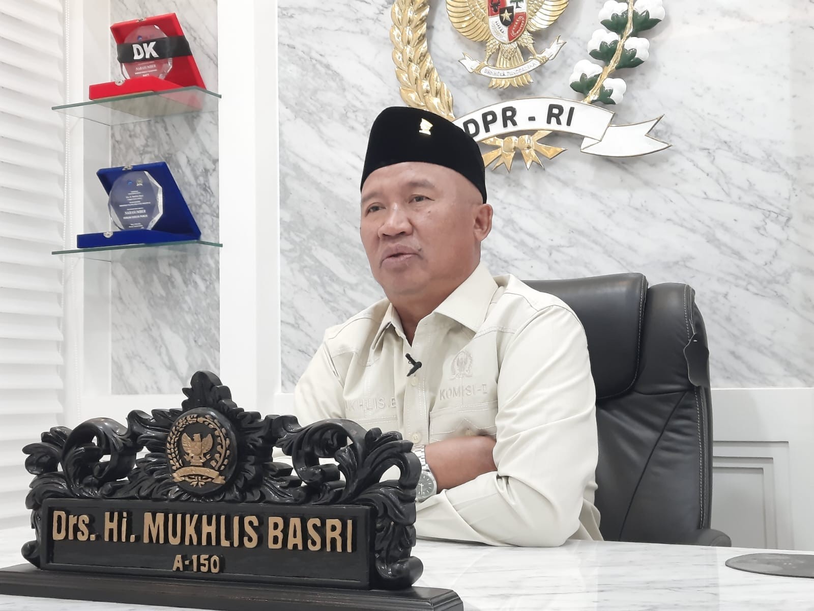 Mukhlis Basri Minta Warga Lampung Waspadai Sebaran Abu Anak Krakatau