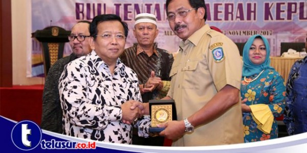 Mencari Pengganti Oso, Apakah Muqowam Atau Hemas Lagi