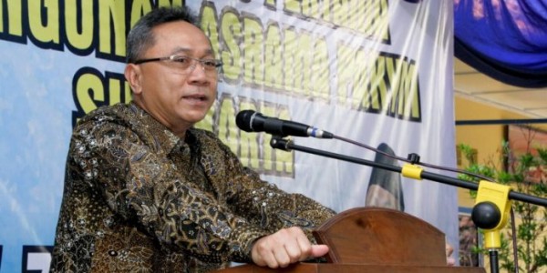 Di Ponpes Ora Aji Sleman, Zulhas : Syiar Agama Itu Mengajak Bukan Memaksa