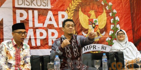 Hindari WNA Memilih, Pimpinan Komisi II Minta KPPS Teliti Lihat e-KTP