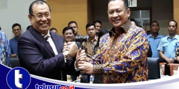 Resmi, Kahar Muzakir Gantikan Bambang Soesatyo