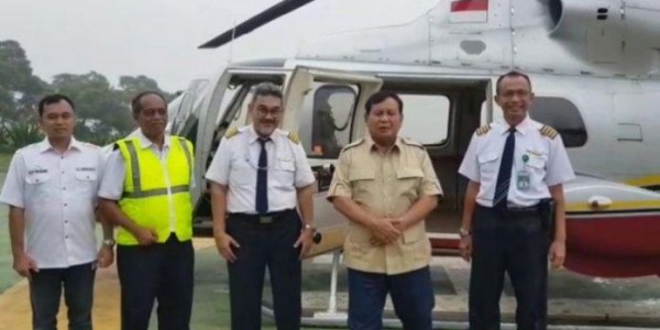 Cuaca Buruk, Prabowo Tunda Kegiatan di Sumedang