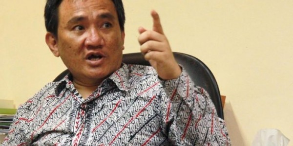 Andi Arief Titip Pertanyaan Ke Prabowo: Pak Jokowi, Sudah Berapa Janji Pilpres 2014 Yang Dipenuhi?