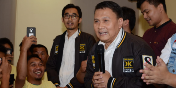 Politisi PKS Dukung Tere Liye Agar Capres Menjadikan Literasi Sebagai Program Utama
