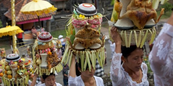 Sambut Nyepi, Kominfo Setuju Internet Dimatikan