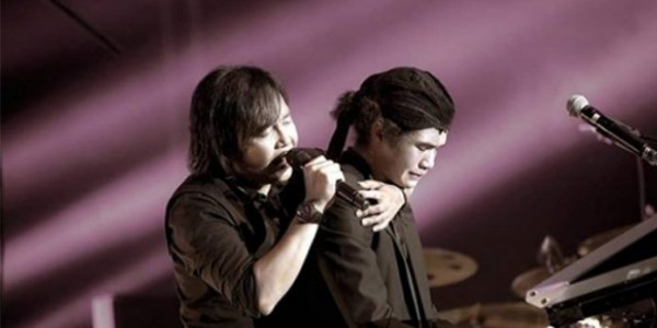 Dua Anak Ahmad Dhani Menangis Di Konser Dewa 19 Reunion