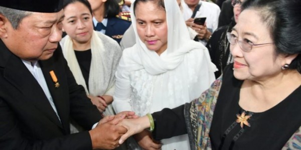 Pertemuan Tokoh di Pemakaman Ani Yudhoyono Cermin Kerukunan Bangsa