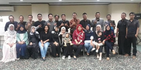 Berbeda!! Tahun Sebelumnya dengan Yatim Piatu, Kini JPE Unesa Peduli Anak Kanker