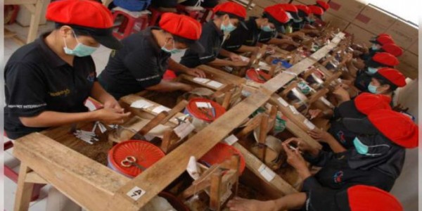 Jumlah Perokok Indonesia Setengah Penduduk Asia Tenggara