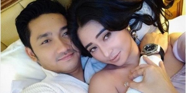 Ranjang Jadi Alasan Dewi Persik Ceraikan Suami