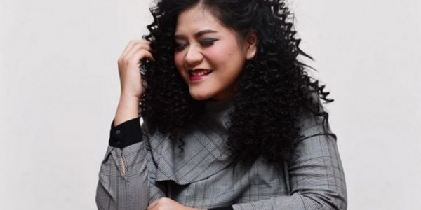 Unggah Model Rambut Keriwil, Kahiyang Ayu Dikatain ‘Muka Donat’