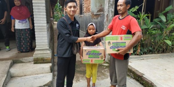 HMI Abdikan Diri Pada Umat Melalui Kegiatan Bakti Sosial ke Korban Banjir di Ponorogo