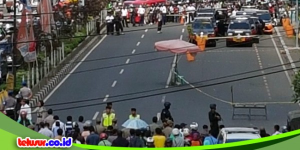 Heboh…! Ada Bom di ITC Depok, Jalanan Macet Parah