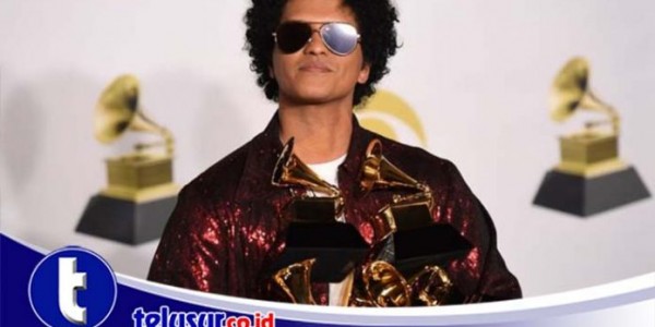 Bruno Mars Borong Penghargaan Grammy