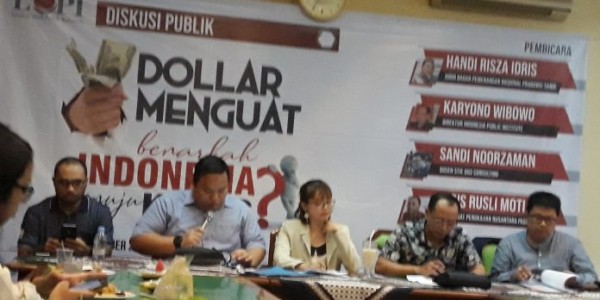 Kebijakan Ekonomi Pemerintah Jokowi Tak Efektif Tekan Anjloknya Rupiah