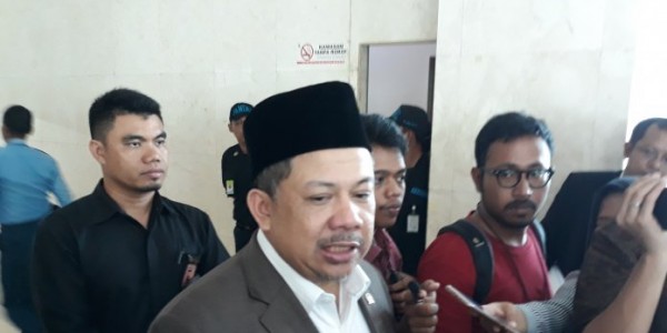 Dinilai Melebihi Kasus Ratna, Fahri Desak “Kebohongan” Harga BBM Layak Diperiksa