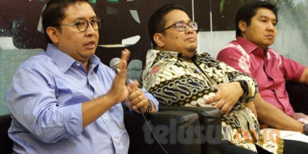 Fadli Zon Dorong Dibentuknya Pansus Meninggalnya Ratusan KPPS