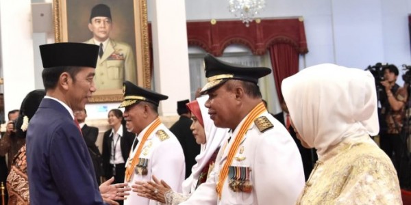 Dilantik Presiden, Abdul Gani Kasuba Sah Jadi Gubenur Malut