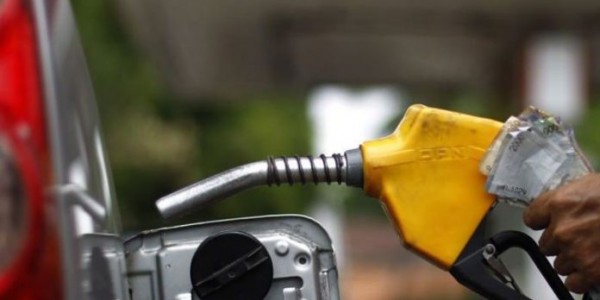 Tunggu Kesiapan Pertamina, Premium Akan Naik Jadi Rp 7.000 Per Liter
