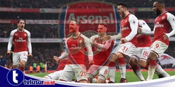 Akhirnya Wenger Bisa Tersenyum Diakhir Kepemimpinannya