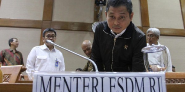 Pekan Depan, Menteri ESDM Jamin Layanan Listrik dan BBM di Sulteng Normal