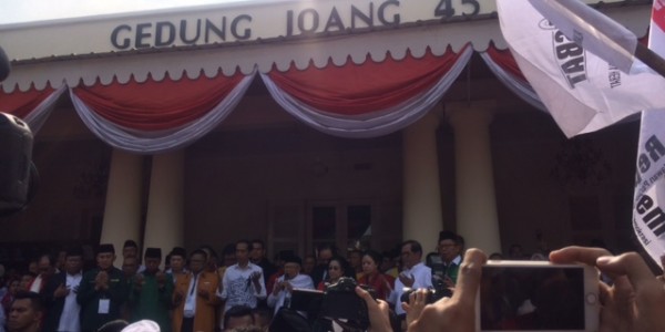 Bersama Ma’ruf Amin, Joko Widodo Yakin Bisa Bangun Ekonomi Keumatan